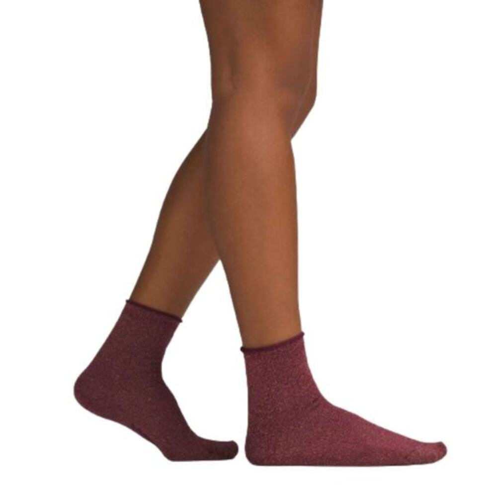 Lululemon Women Daily Stride Sparkle Quarter Socks Deep Luxe Gold Medium 6.5-8.5